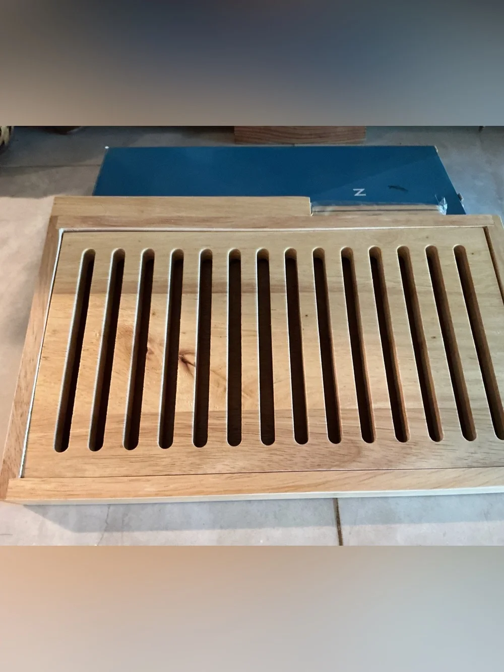 Avon Wooden Slatted Bread Board in Natural Wood Tone